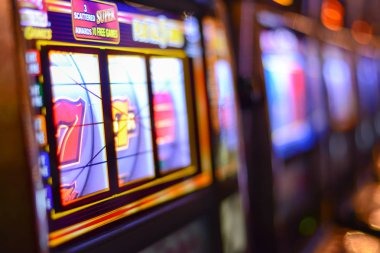 Live blackjack table on grepwin with dealer and player positions